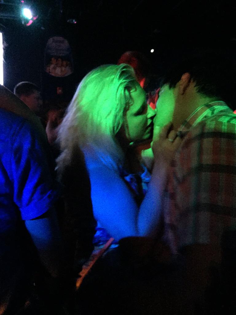 kendall_n's tweet photo. @MiamiUMakeout goals http://t.co/m6BaBu8YOg