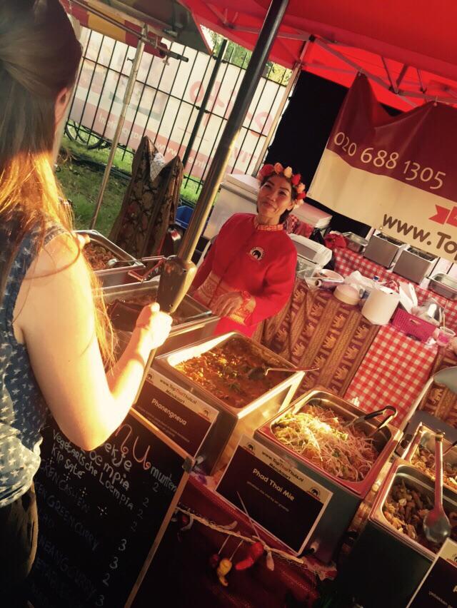 Van alle keukens thuis! Tot 22:00 is #BonAppetito te vinden bij De <a href="/parelvanzuilen/">De Parel van Zuilen</a> in #Utrecht! #zondag #foodfestival
