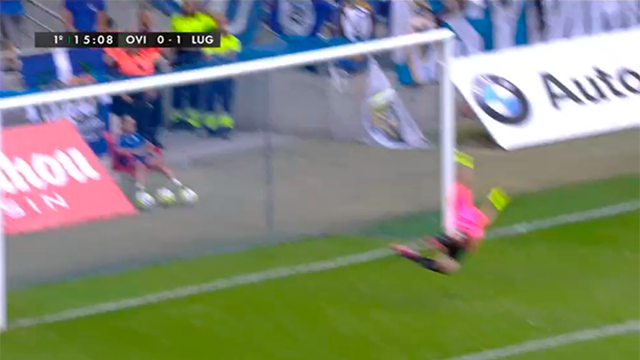 MPlusDeportes's tweet photo. El golazo de Pita, en 4 pasos:
1.- Recorte de crack
2.- Golpeo impecable
3.- Balón a la escuadra
4.- Celebración http://t.co/I1Pt8JhcSx