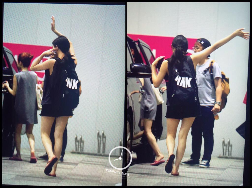 [PIC][23-08-2015]Tiffany - HyoYeon - Yuri và Sunny xuất hiện tại SMCOEX để ghi hình cho chương trình “Better Late Than Never” vào tối nay CNGC3k1VEAA6DHY