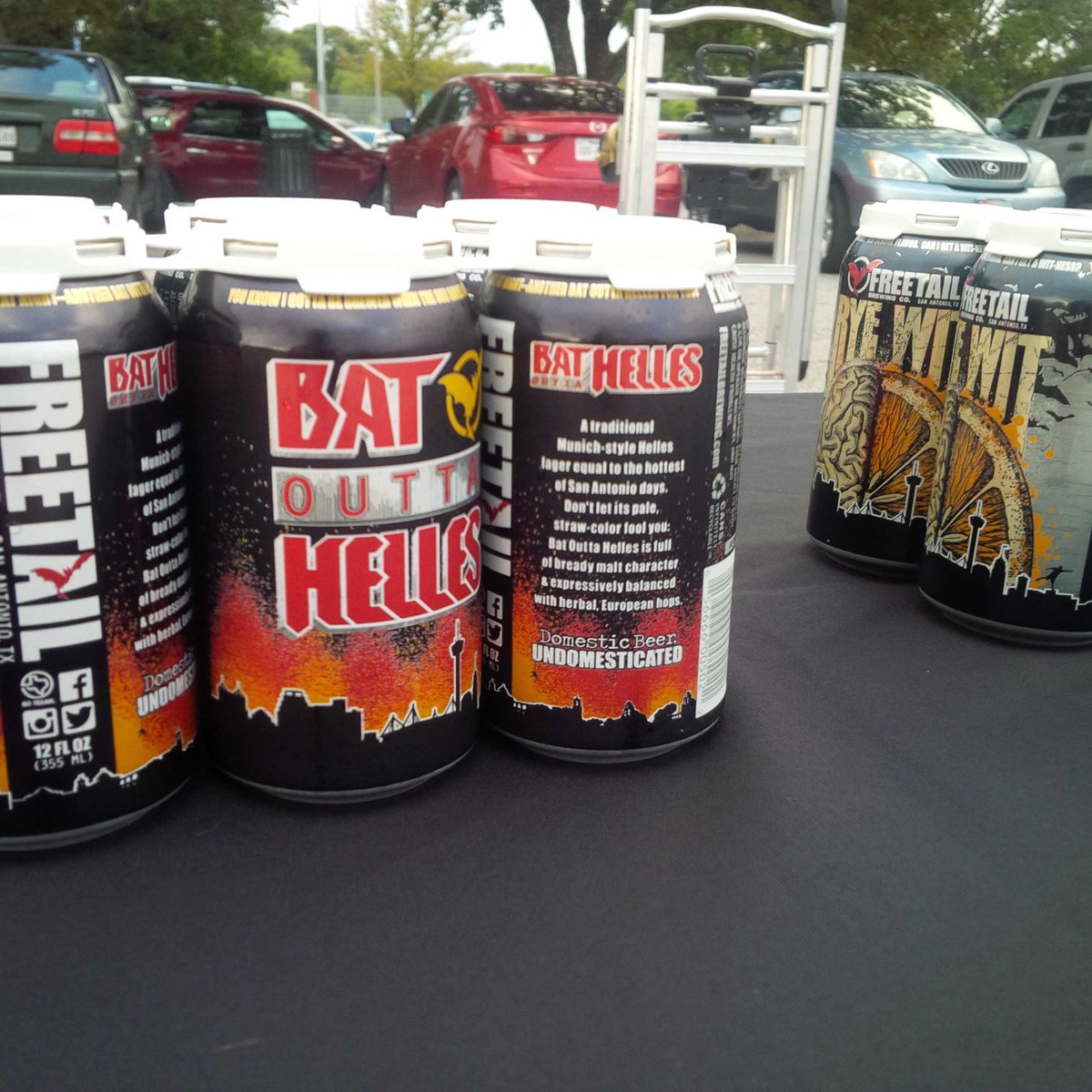 sonyaalcocer's tweet photo. Mostly took it easy on the carrera #gusto 5K, but ran like a @freetailbrewing #BatOuttaHelles at the end! http://t.co/T77KtkGHJV