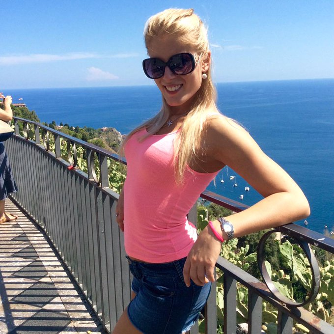 Ciao from Taormina 😉😍😘😎😇 http://t.co/D6HWlRfv7F