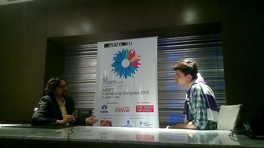 RushiJayswal's tweet photo. Live from #ICStudio with @krishashok #ICLive @AIESEC @Intl_Congress #YouthSpeak with our host @dimka_smileatme :D http://t.co/P48VvFigbE