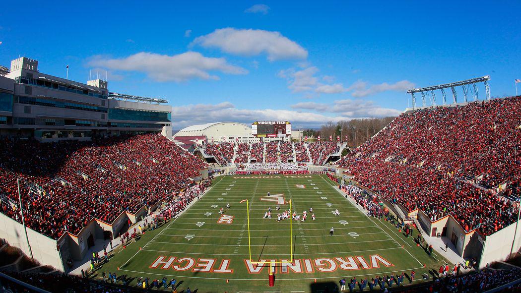 roybhatfield's tweet image. The Gobbler Country Staff Makes Their Predictions #Hokies #StartJumping #VTCampLife gobblercountry.com/2015/8/23/9168…