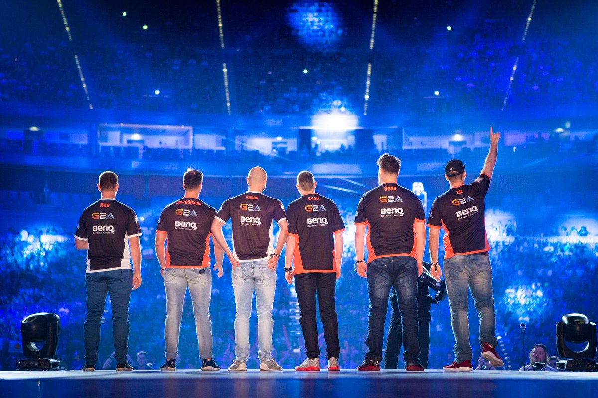 ESLCS's tweet photo. Our second #ESLOne semifinal is a true clash of the titans: @TeamVirtuspro vs. @FNATIC!  http://t.co/mV3DGv2eHN http://t.co/o6h3D834LU
