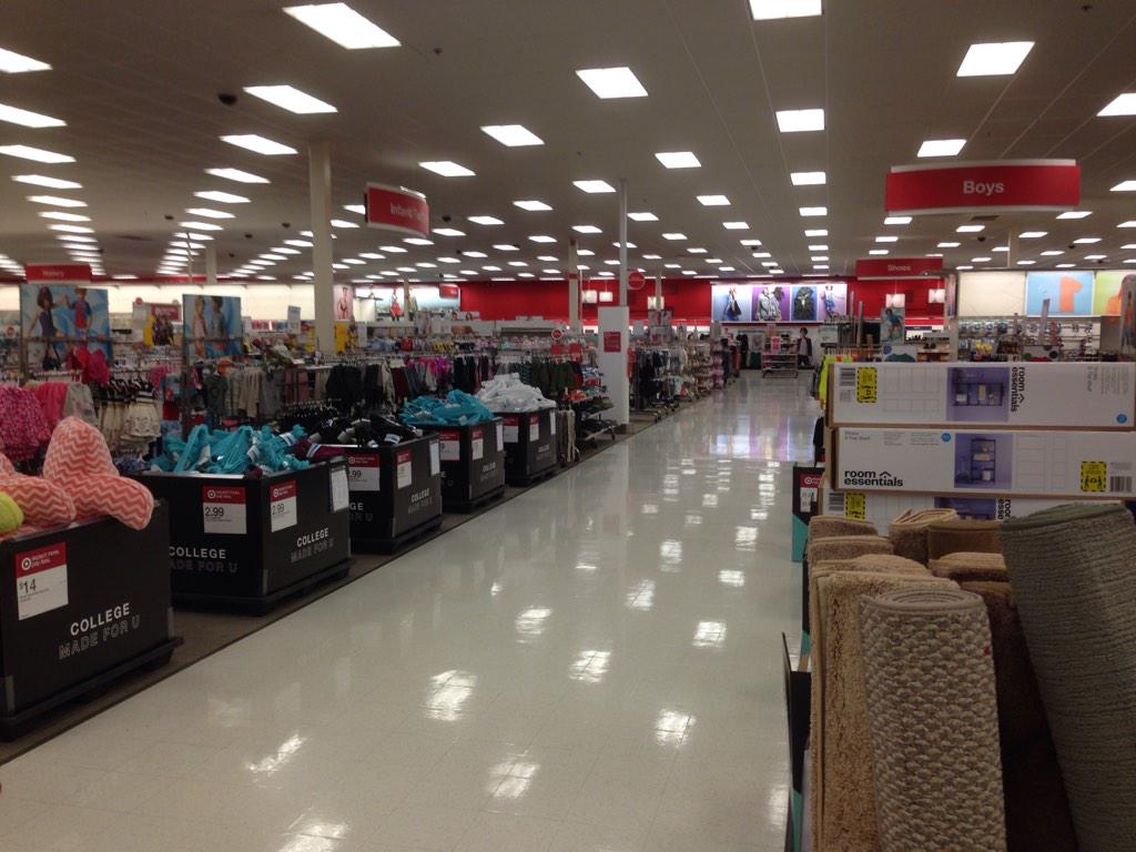 Day 3 of move in weekend and we still have you covered!!!!  Awesome job T1161 team!
#inthestoreONthefloor #itsONsale
