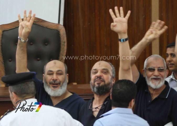 FADJIPOfficial's tweet photo. اخوان کےمرشد عام
ڈاکٹرمحمدبدیع کو
ایک بار پھر قید کی سزا
قیدکی کل مدت 154 سال ہوگئی
3 بارسزائے موت بھی سنائی جاچکی ہے http://t.co/n9JVgg5dmy