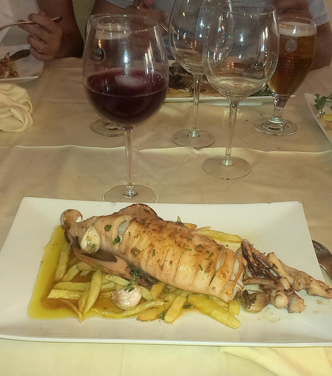 rocio_fdez's tweet photo. De comilona rica rica :D http://t.co/4FbM5S8QE1