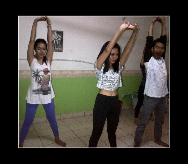 #AfterSchoolDancer Latihan Rutin #23Agustus2015 Thanks @kimkhaviiie <a href="/iwans_7/">iwan setiawan</a> @Indah_sihotang <a href="/claudia_indri/">indriOS!</a> <a href="/Farah/">Gustavo Farah</a>