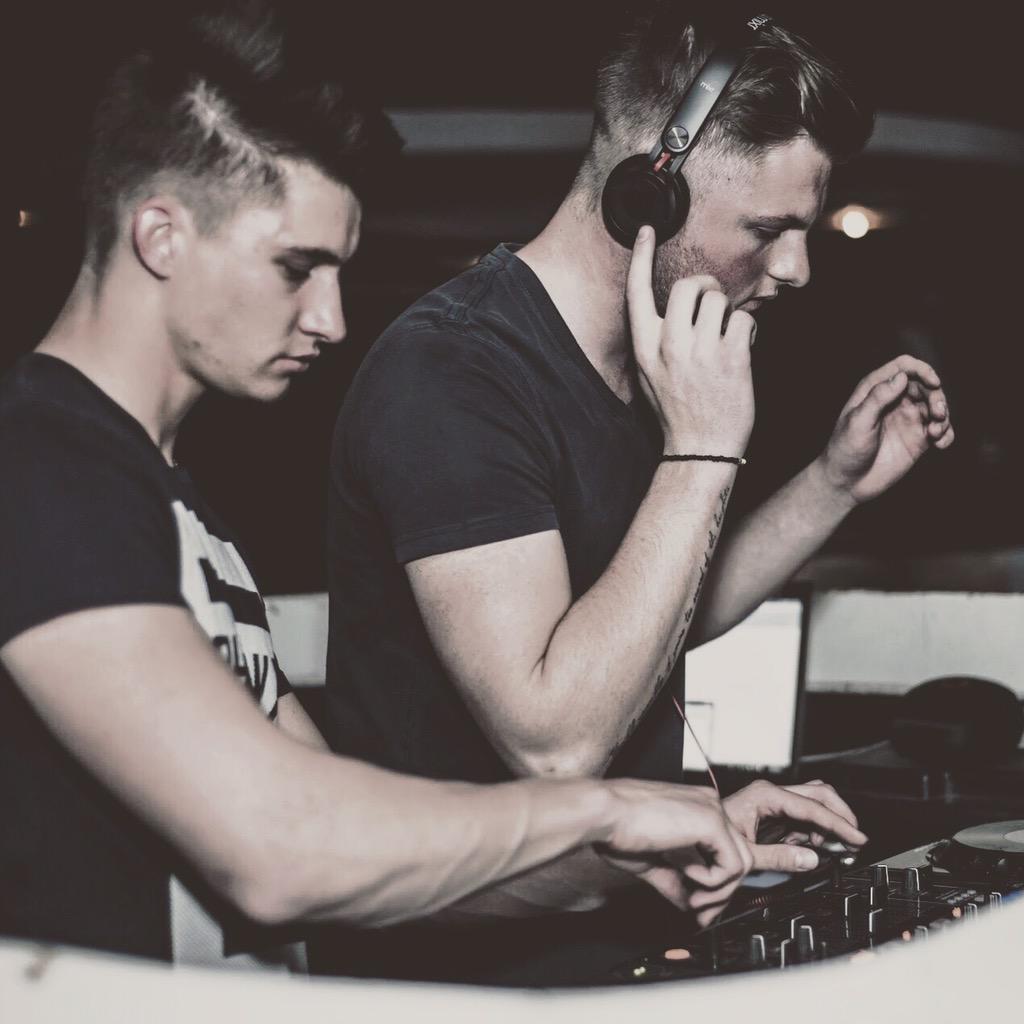 DEVCONFIVE tweet media