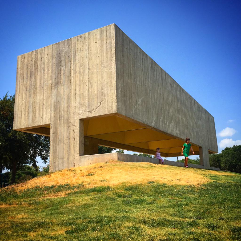 Constructivegc's tweet image. This gem is at Webb Chapel park #dallasarchitecture #dallas #modernarchitecture #architecture #cooperjosephstudio