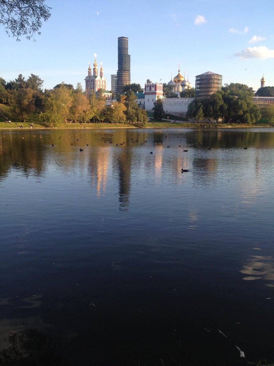 Griga85's tweet photo. I'm at Парк «Новодевичьи пруды» in Москва https://t.co/OW9rk5hvab http://t.co/dWbdLHCXZo