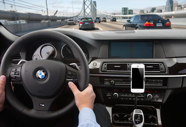 mcsoia's tweet photo. Using bluetooth or voice command can still be a distraction behind the wheel! 
#FocusOnTheRoad #ZeroFatalities http://t.co/Zien2RSMyB