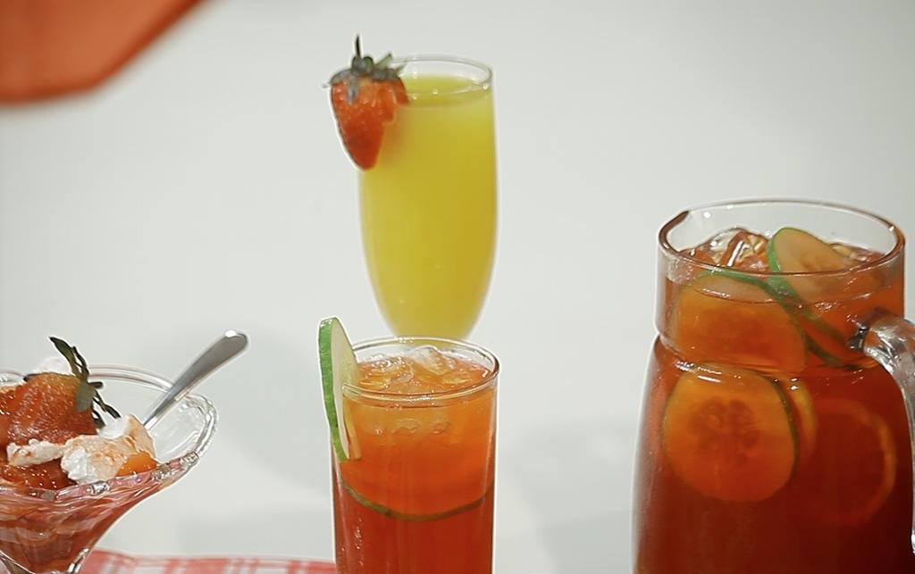 Chefrican_'s tweet photo. Perfect party appetizers the easy way! Watch #Chefrican at 9pm WAT to get tips on how to make these yummy appetizers http://t.co/lNcFaFlIxF