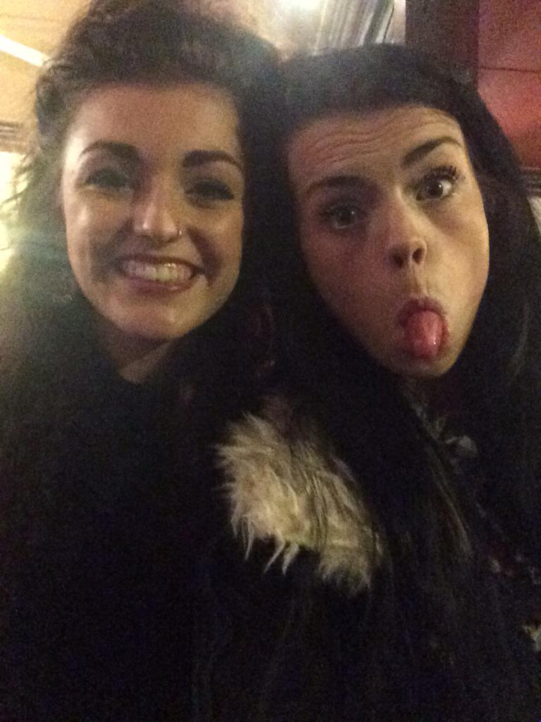HAPPY BIRTHDAY CHER LLOYD !! Thanks for last night, hope ur having the best birthday! Lots of love xx  