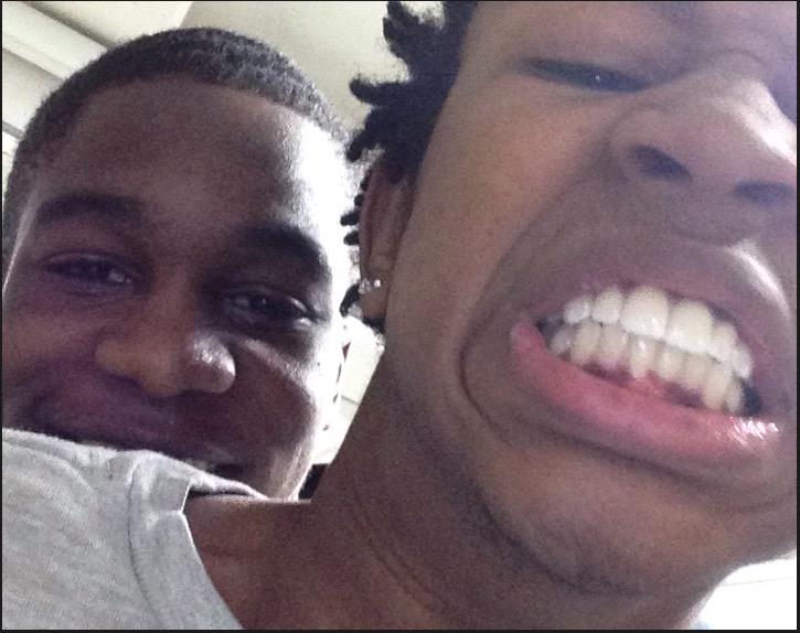 NoModifications's tweet image. It's weird being away from your fraternal twin for almost 4 months #samefrequency @sunsetskunk