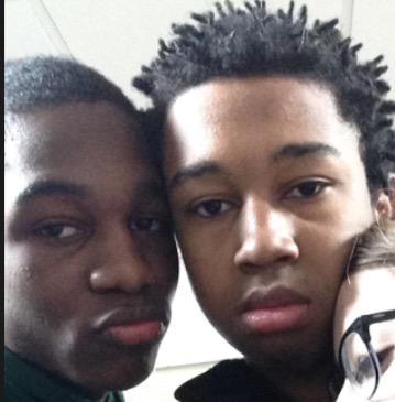 NoModifications's tweet image. It's weird being away from your fraternal twin for almost 4 months #samefrequency @sunsetskunk