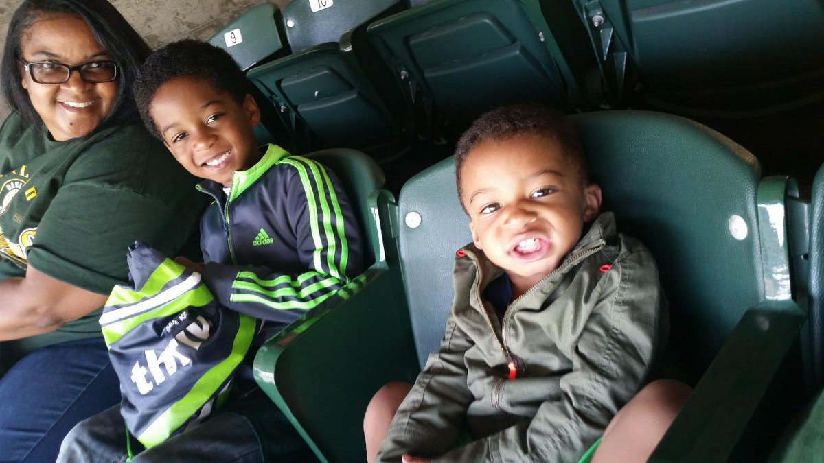 SheeDva's tweet image. #ATTHECOLISEUM #Jadon &amp;amp; #Josiah