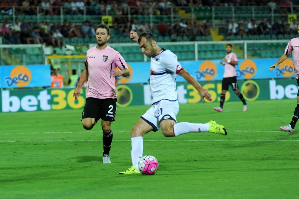 Pandev attempts a shot Pandev attempts a shot
