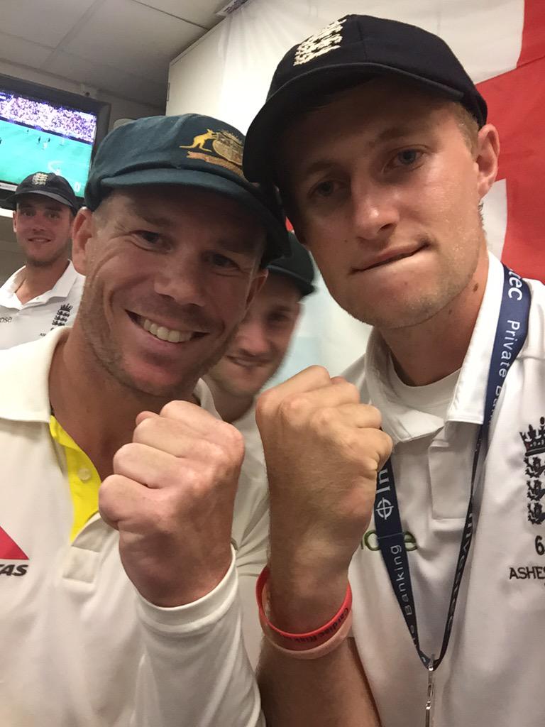 Very good of the Aussie lads to come across for a drink and enjoy whats been a great series #rumbleintheashes