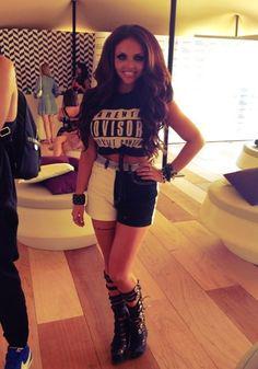 ChloeDoyle1027's tweet photo. PARENTAL ADVISORY: EXPLICIT CONTENT
Let's get drunk and tell each other everything we're too afraid to say sober. http://t.co/0MRujuruAM