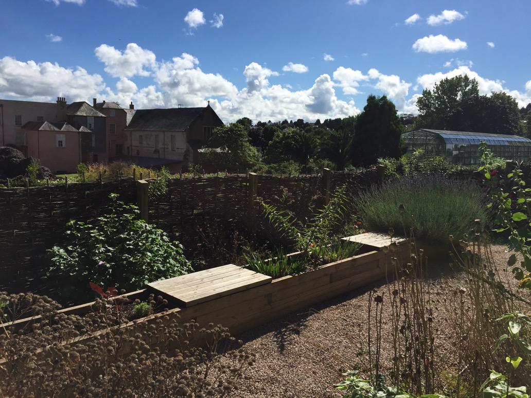 AgathaFestival's tweet photo. The view today from one of our #sturdytable writing spots. This one is in @TorreAbbey medieval garden. Be inspired! http://t.co/ijj52W3bn2