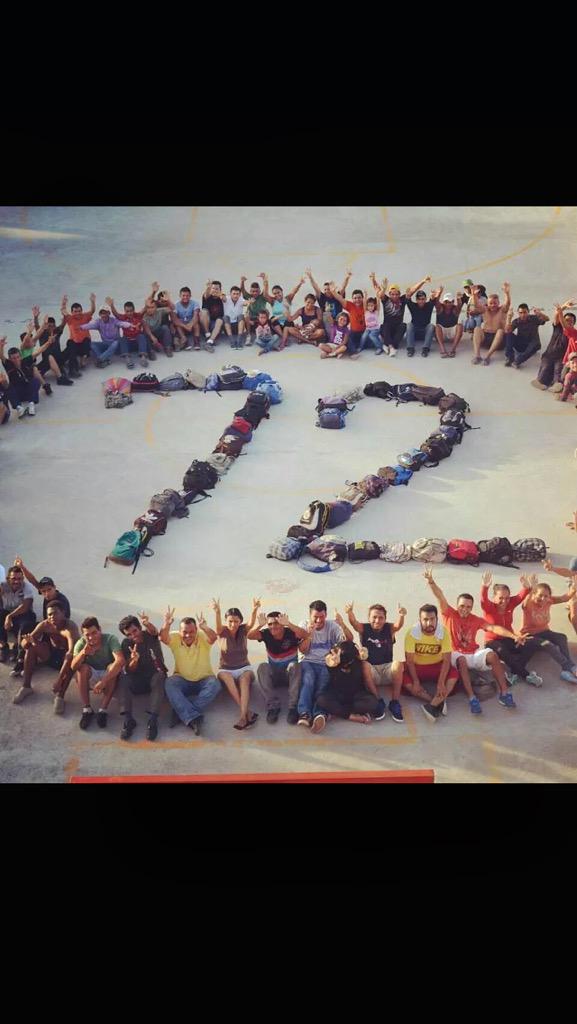 DeniseDresserG's tweet photo. Aquí recordando a los 72 migrantes asesinados en San Fernando. Vía @SamuelMdzM http://t.co/rybsedqW5y