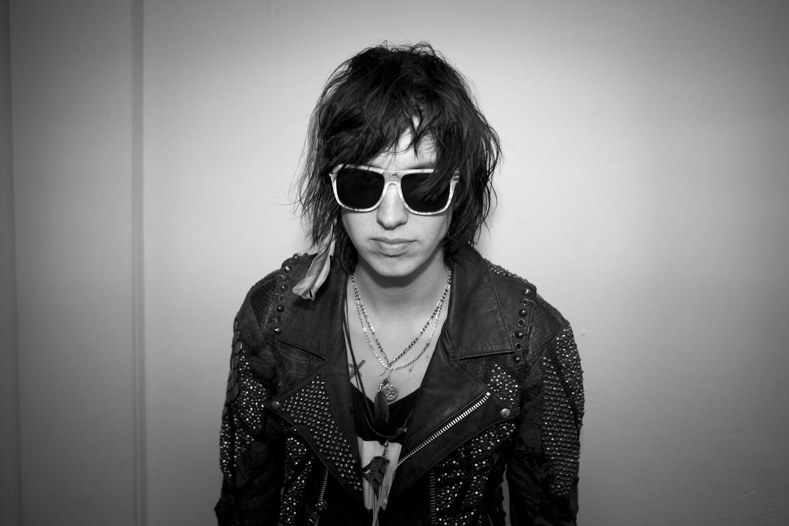 Happy 37th birthday to Julian Casablancas of The Strokes. 
