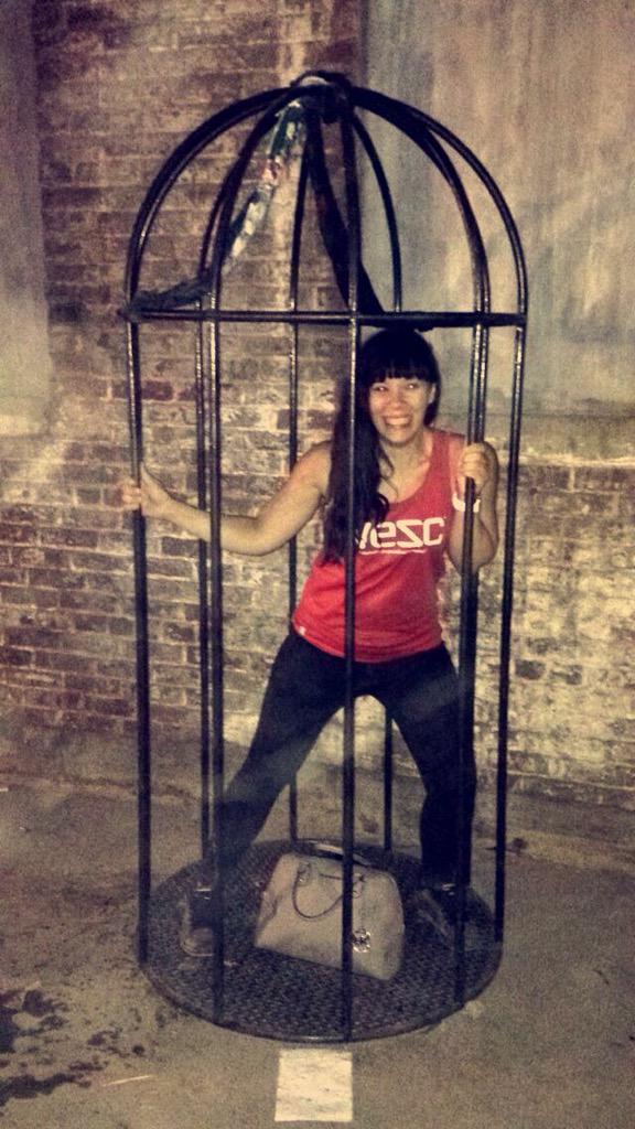 gimmedatblunt's tweet image. Does a caged bird sing? @ILLIte 😂😂😂😂😂 #ElementsNYC #sobersaturday