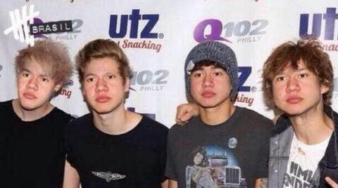 acmsirwin's tweet photo. WHAT IS THIS IM LAUGHING SO HARD #ShesKindaHotVMA @Michael5SOS @Ashton5SOS @Calum5SOS @Luke5SOS @5SOS http://t.co/cMOfr6zu96
