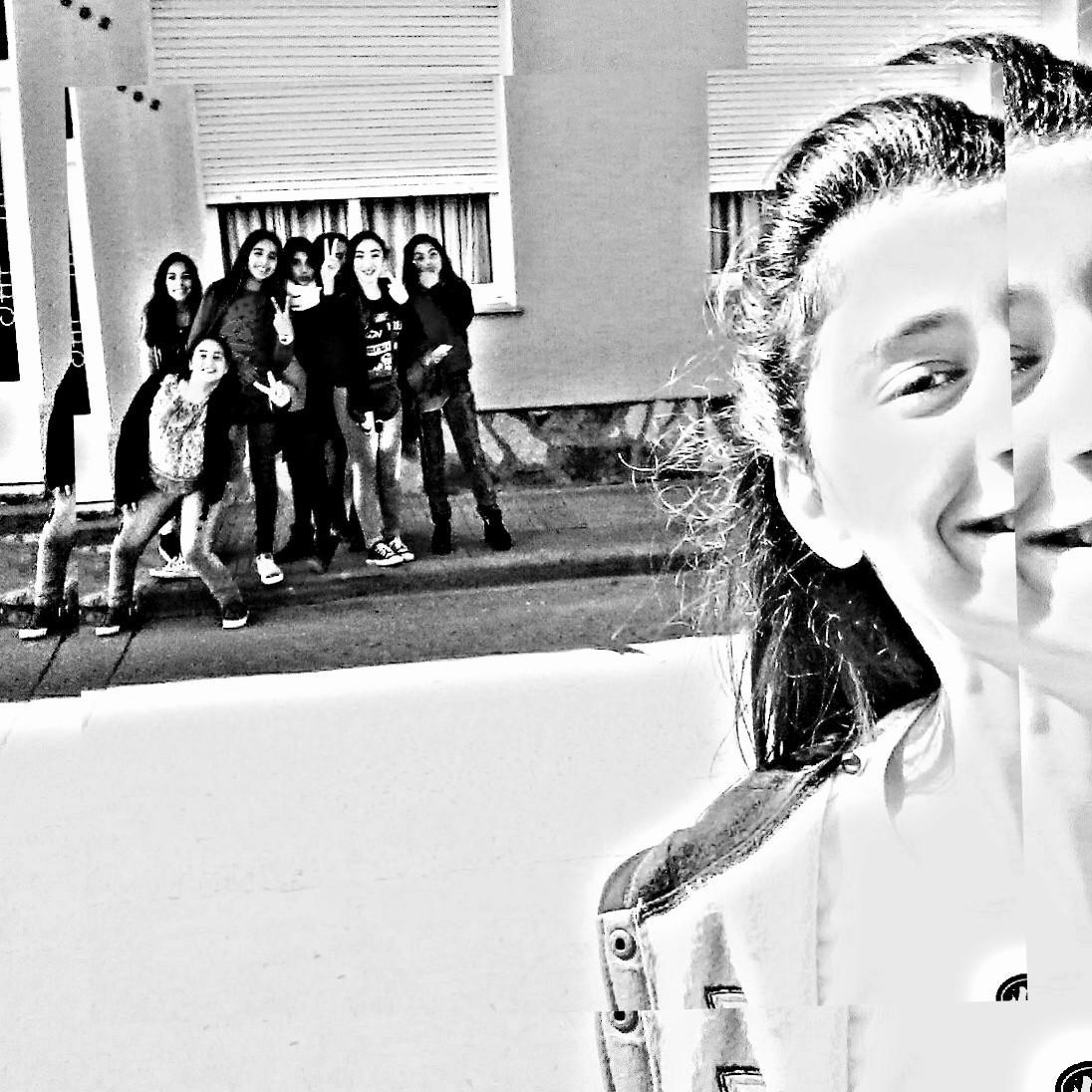 yamschmidhalter's tweet photo. Las quiero y mucho!!!!!! ♡ http://t.co/QOzxfpLyZ4