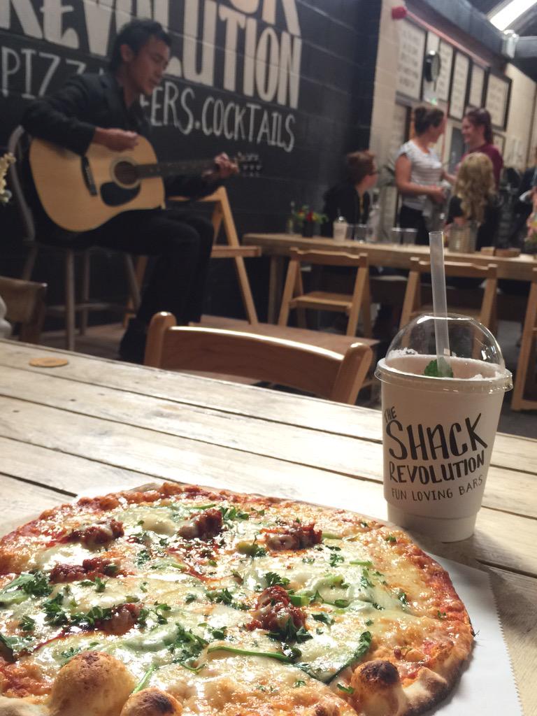 in Heroford then check this out fab vibe today with live music &amp;Woodfired pizza great effort guys #theshackrevolution