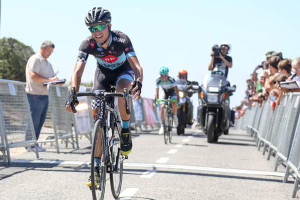 COPEDBVVA's tweet photo. CICLISMO | @AlbertoGallego_ 'vuelve' a España por la puerta grande tras fichar por el @CajaRural_RGA http://t.co/fMPNXMMw5j