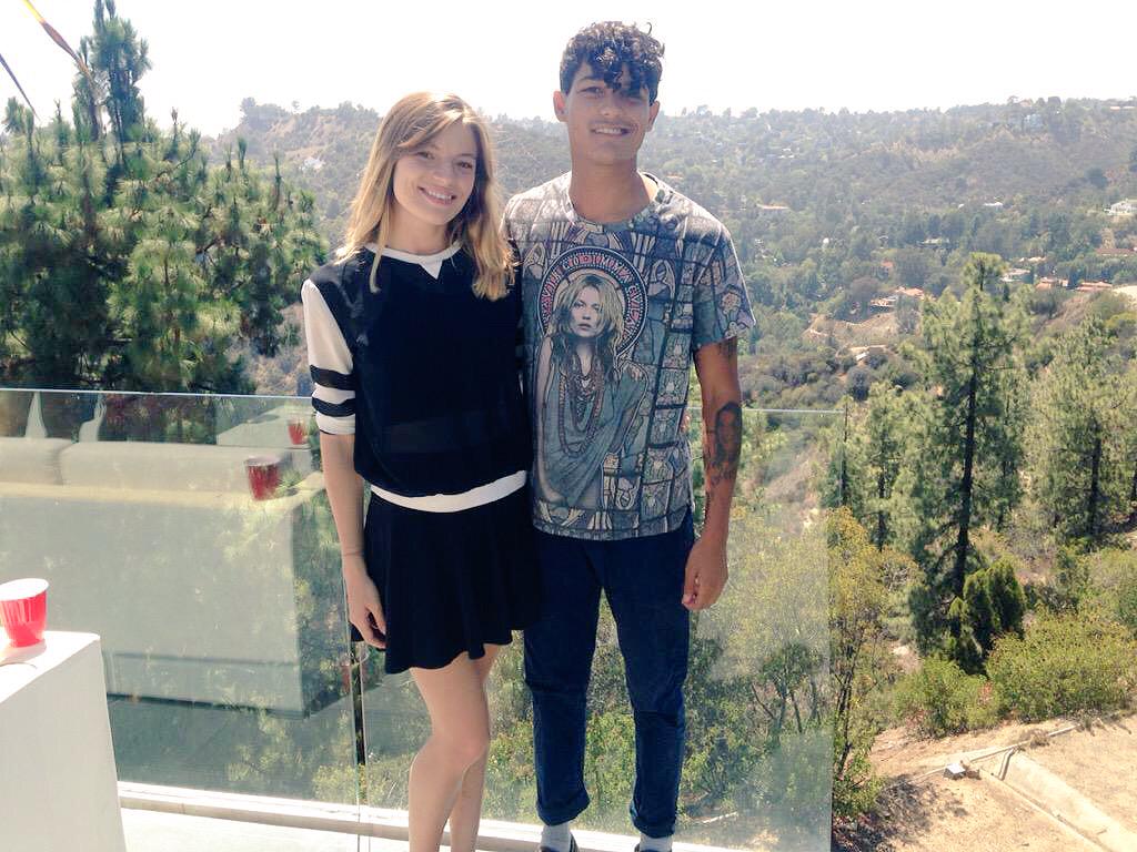 EdgeLifeMGMT's tweet photo. Happy birthday to our bro @brandynburnette and a early happy birthday to our sis @MissMollyMoore! LOVE #TeamEdgeLife http://t.co/Ul6rFo7HlY