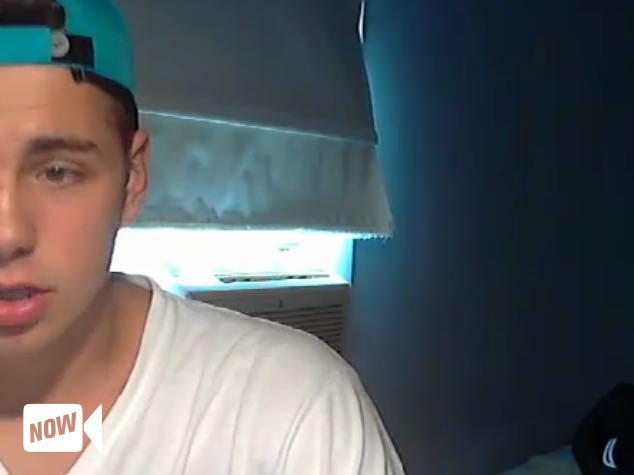 sinfulsomo's tweet photo. 🔴 LIVE @maxwellkandler on #YouNow - https://t.co/x0ynrSDGPz http://t.co/zG5OB6NDZu