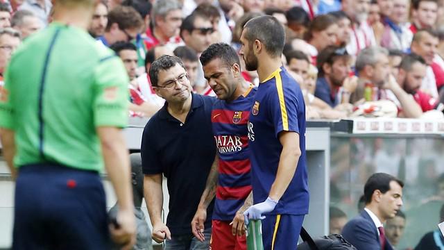 Dani Alves And Busquets Injured