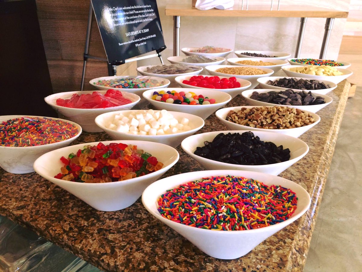 I scream, you scream, we all scream for ice cream! Cool off and choose your favorite topping at the <a href="/NaplesGrande/">Naples Grande</a>!