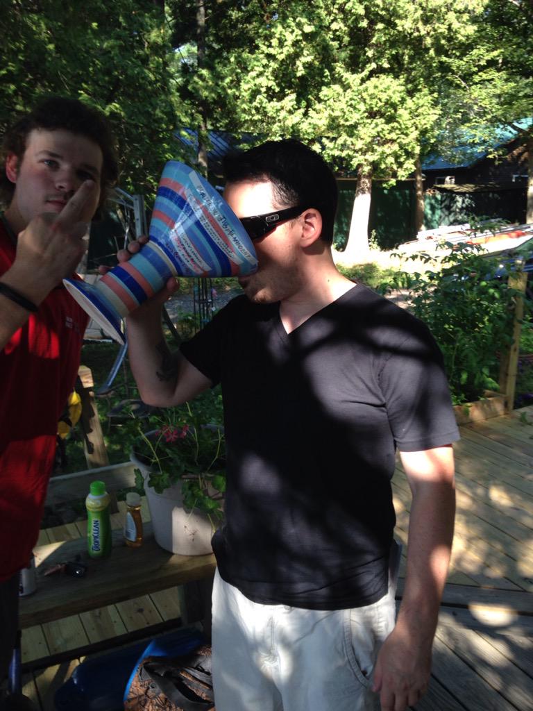 FairwayALLDAY's tweet photo. @FLANNELSUPDRAFT http://t.co/AP9a2BsIIh