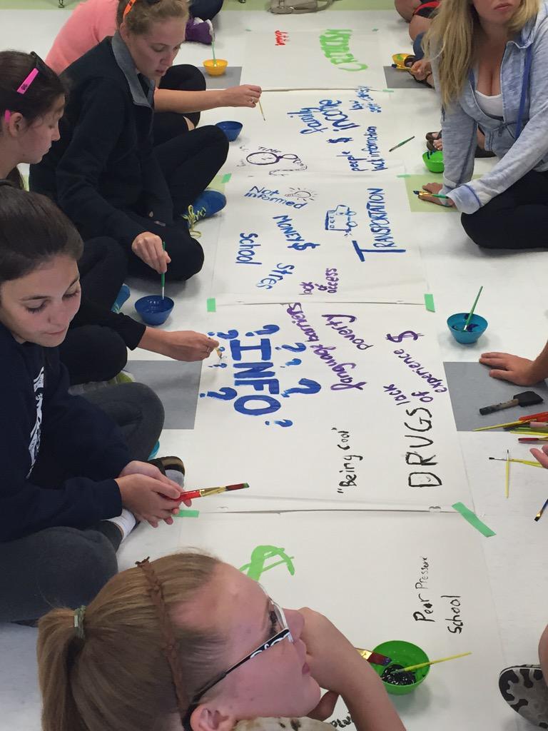 Youth in #LdnOnt: Have u filled out the <a href="/cynYPD/">CYN YPD</a> survey yet? Be #1of1000 2 shape a future project 4 you &amp; ur friends.