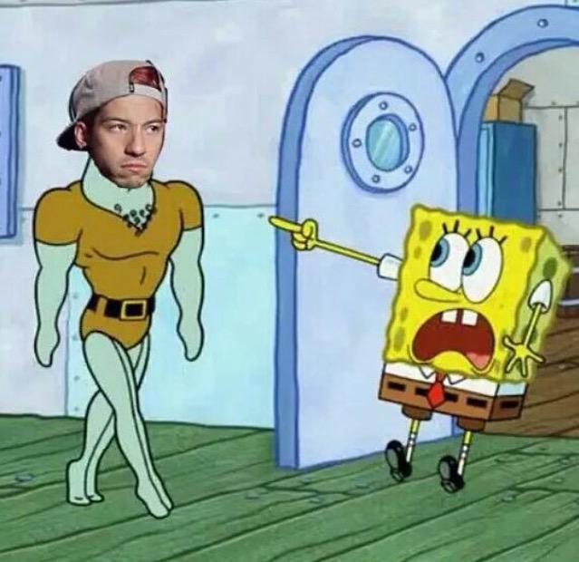 headcasess's tweet photo. 😂. He's he's he's..... Gorgeous.  @twentyonepilots @tylerrjoseph @joshuadun @thedavidthedad http://t.co/4yI52eKIgo