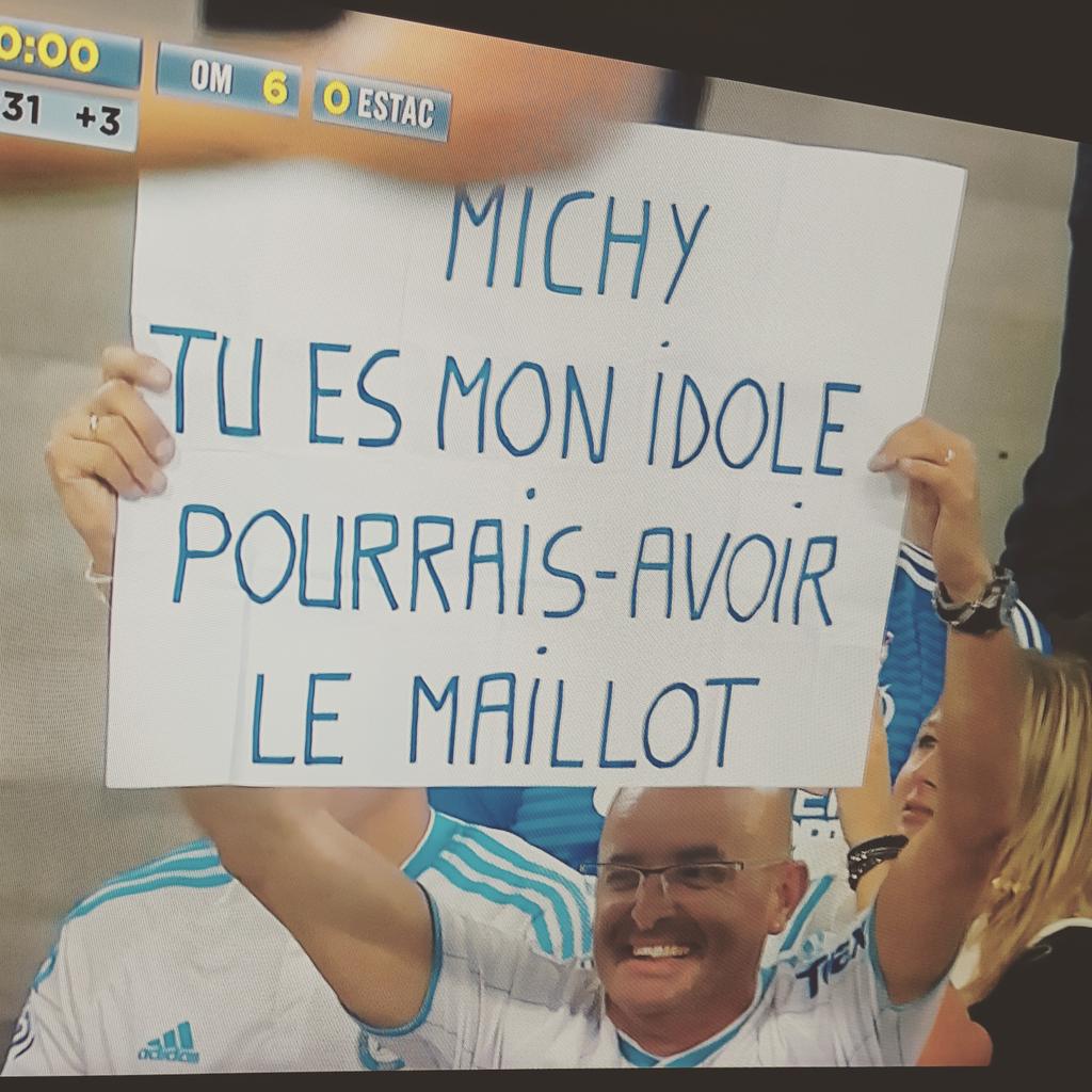 Aidez moi à le retrouver svp je voudrais lui offrir mon maillot 😊 😊 #lesangtcho <a href="/OM_Officiel/">Olympique de Marseille</a> <a href="/TeamOM_Officiel/">#TeamOM Officiel</a>
