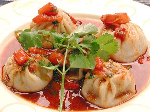 GSpiceworld's tweet photo. #London #weather is getting back. Keep warm with our hot soup Momo. http://t.co/B1bM9FAD99