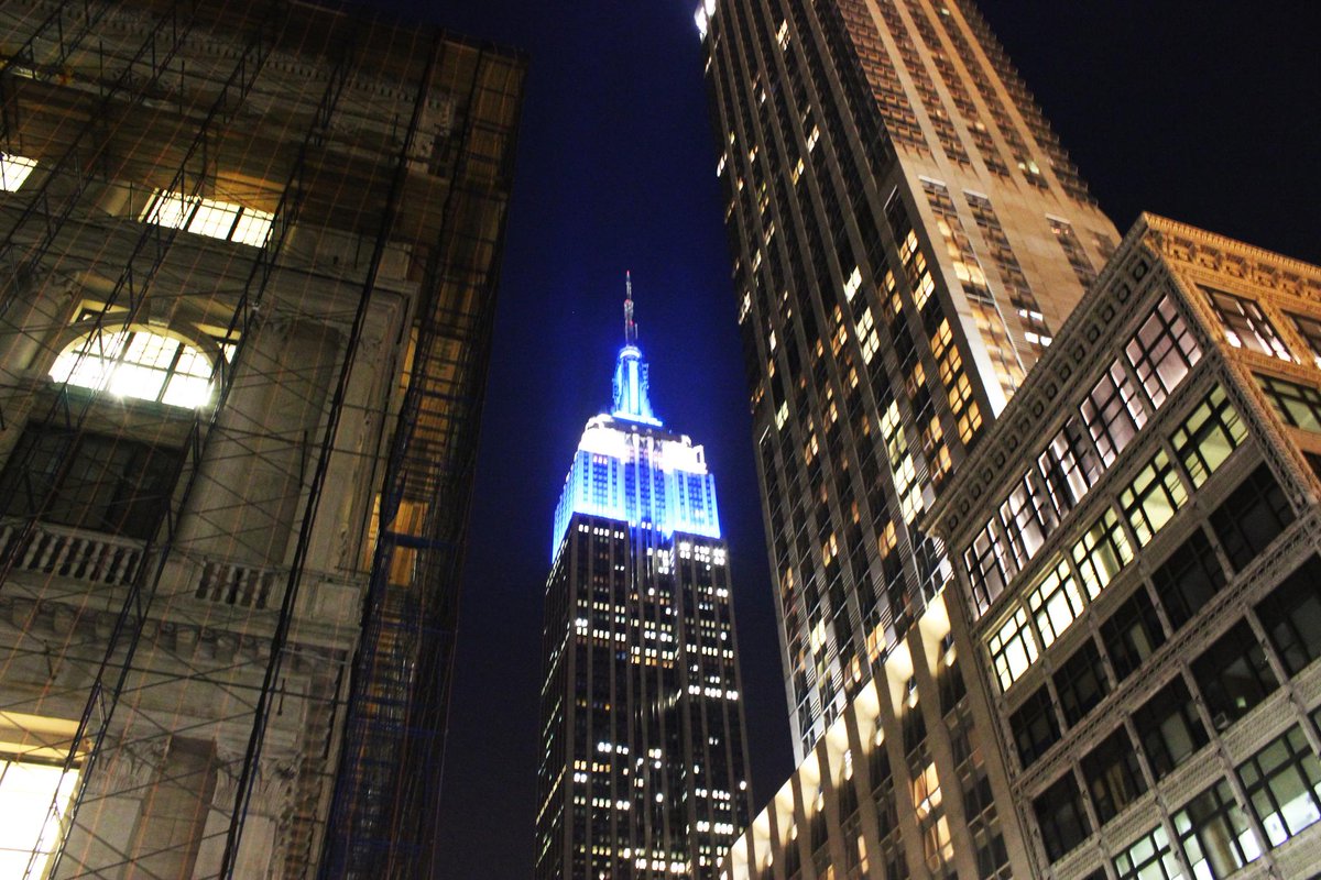 nycelevated's tweet photo. The Eleventh Hour 

New York, NY http://t.co/FqVzLGr35A