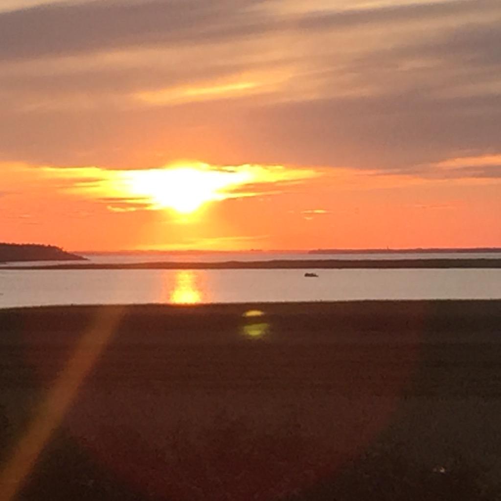 TorontoGrant's tweet image. With my kids at Darnley Basin Prince Edward Island- #HappyPlace