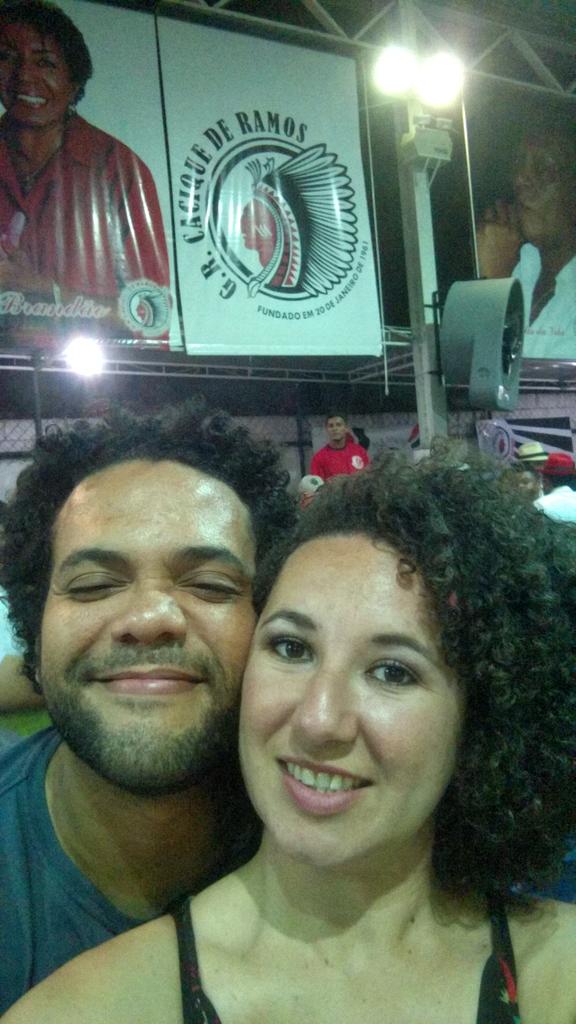 FERRAO_84's tweet image. Caciqueando no Niver do pedalada!
#deiaedani #caciquederamos  #berçodosamba