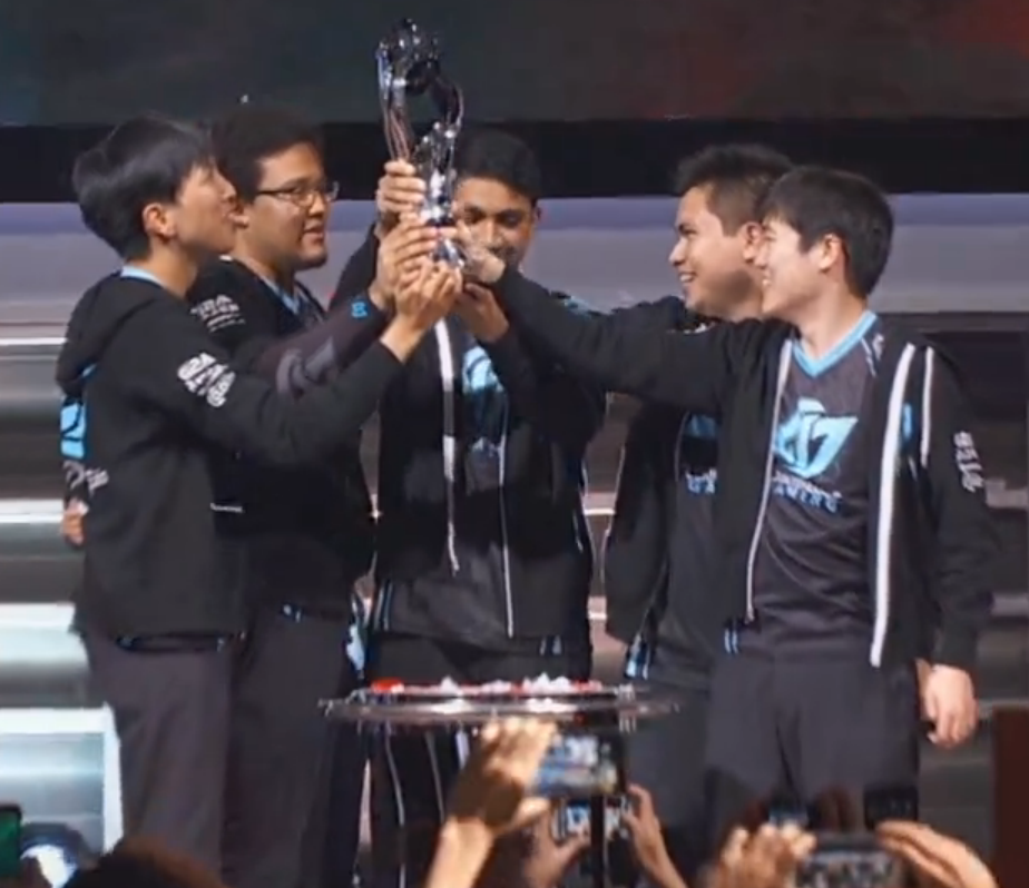 NRGLeague's tweet photo. Congrats to our boys for our first LCS trophy....the feels from @CLG_HotshotGG http://t.co/hAUDLbYhco