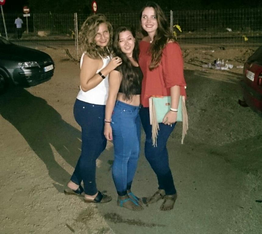 Lidyanaa8's tweet photo. Gracias por otro año más tan maravilloso.👩👧👱👑❤ http://t.co/bJTMN03pYB