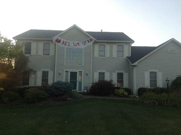 SlickCraftians's tweet photo. @StanPines4Mayor Well, the neighbors will certainly know about the hashtag now. http://t.co/lz6JExL8ZK