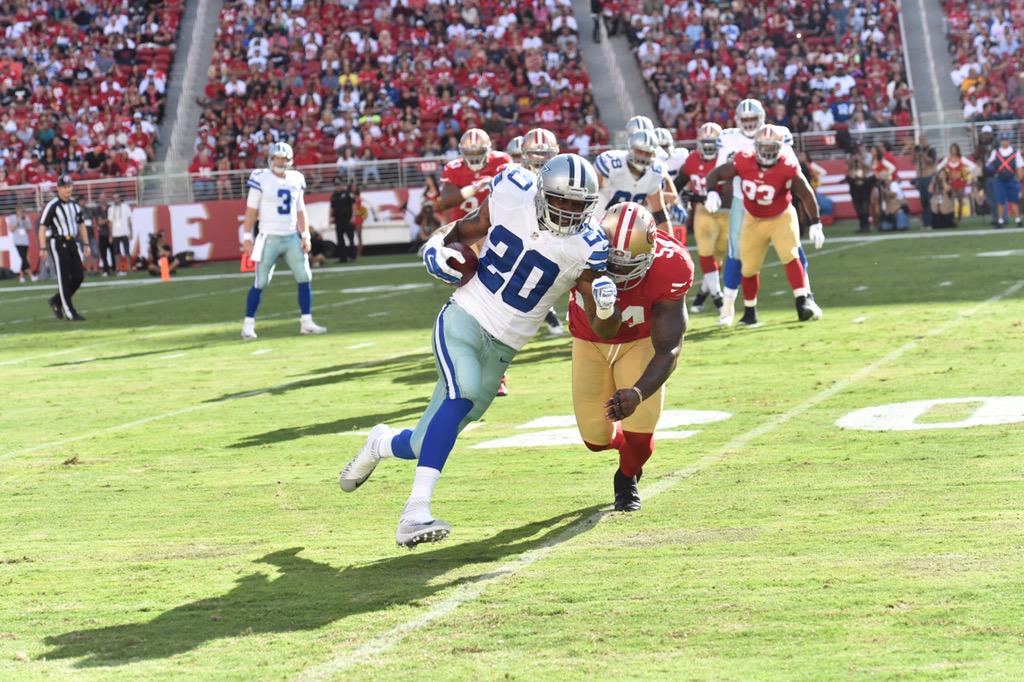 dallascowboys's tweet photo. .@dmcfadden20 #DALvsSF http://t.co/KKr0s7HaFm