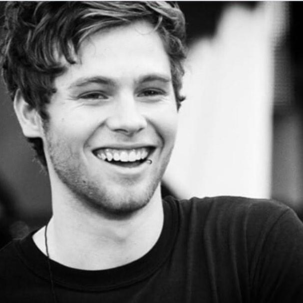 LyMuke's tweet image. Tagged by the beautiful @NetflixNuke